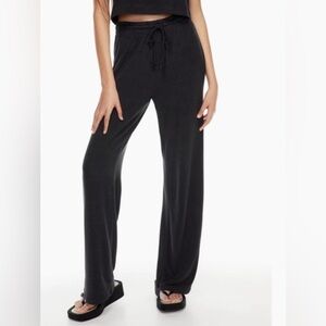 Aritzia Wilfred Free Black Wide Leg Lounge Pants